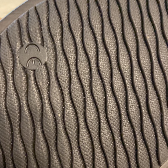 VIONIC Sandals size 8 BNWOT please see all photos adjustable stripes - Picture 6 of 16